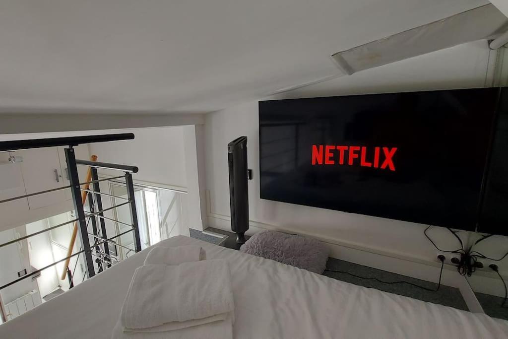 Appartamento Duplex Notre-Dame De Parigi Esterno foto