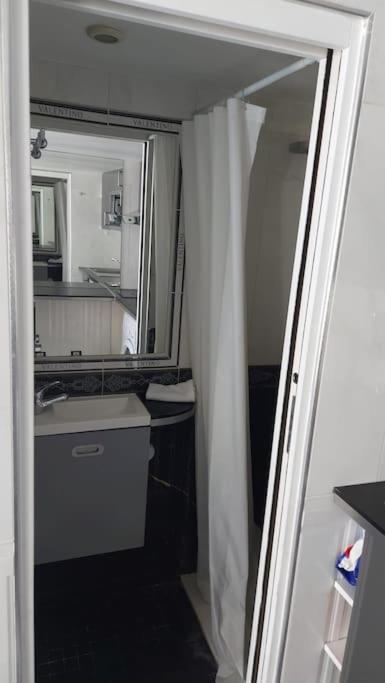 Appartamento Duplex Notre-Dame De Parigi Esterno foto