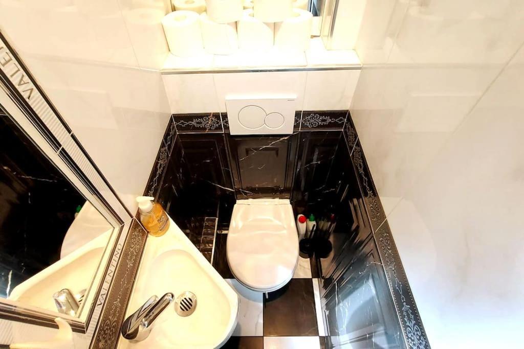 Appartamento Duplex Notre-Dame De Parigi Esterno foto